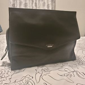 Black tote